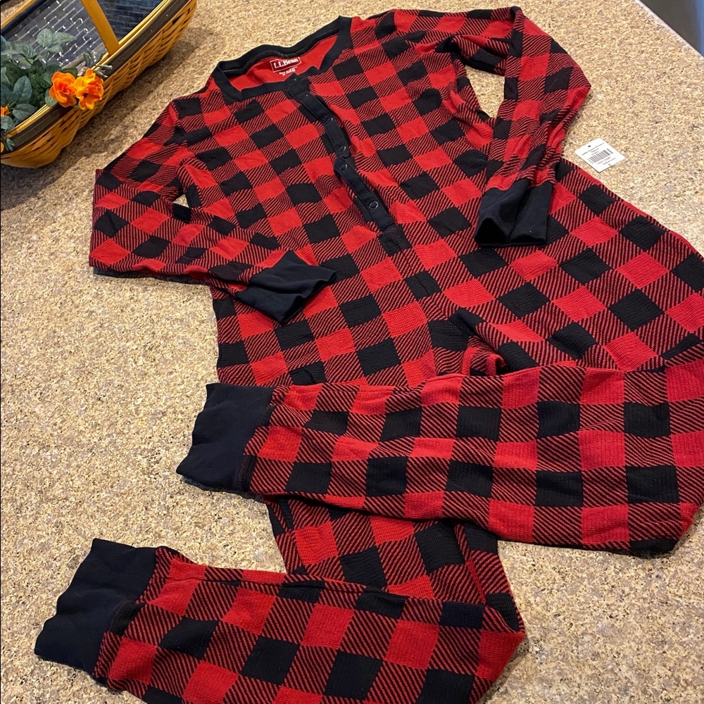 L.L. Bean Waffle Onsie Red Black Check Buffalo Plaid? Small Regular 515071